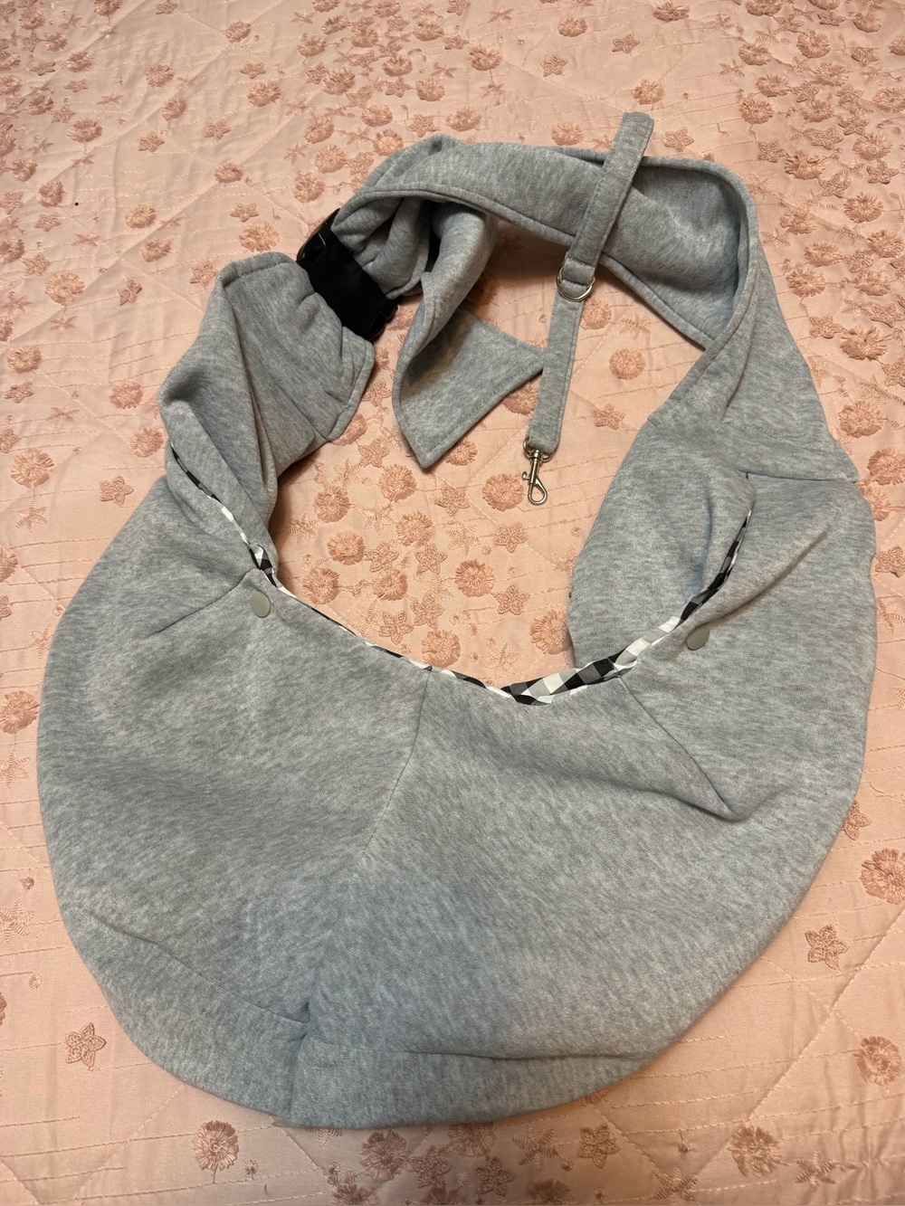 Tomkas Pet Sling Carrier Size Medium – Gray Checkered Hands-Free Travel Bag